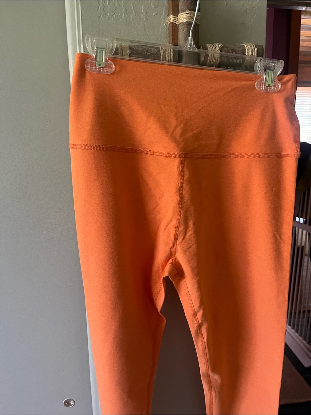 Beyond Yoga Womens XL  Orange Stretch Leggings - Picture 2 of 4